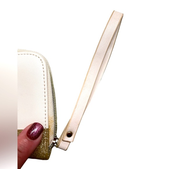 "Too Posh To Care" Gold Glitter Zip Around Wallet, Wristlet, Clutch - Picture 3 of 5